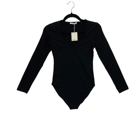 MANGOPOP Sweetheart Neckline Long Sleeve Bodysuit NWT Sz XS Black Lightweight - Picture 1 of 7
